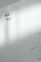 Menu s embosovaným rámečkem / linkou (DL)